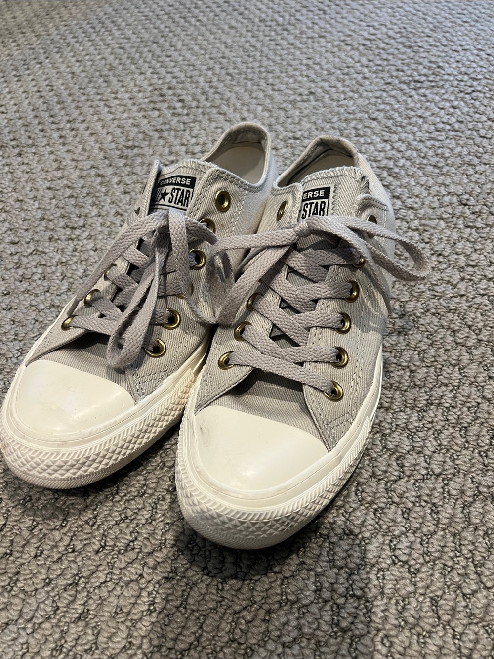Canvas Grey & Gold Accent Converse Low Top Sneakers size 7 women’s